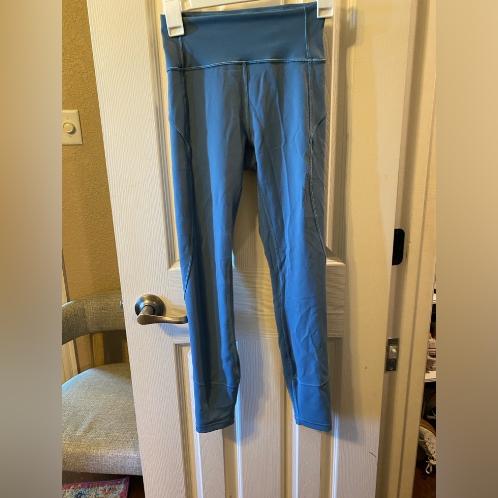 Lululemon blue leggings